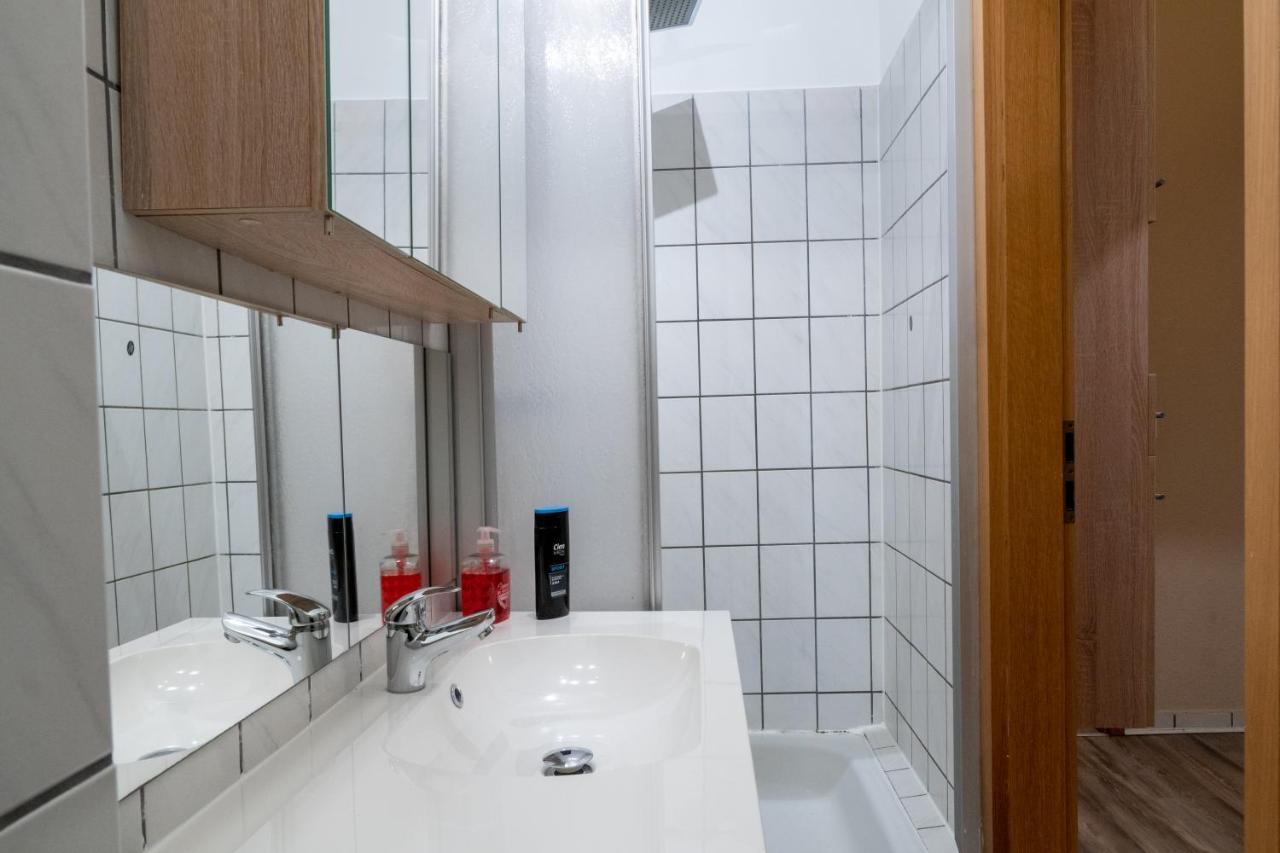 Upmarket Studio With Balcony In Friedrichshain Apartamento Berlín Exterior foto