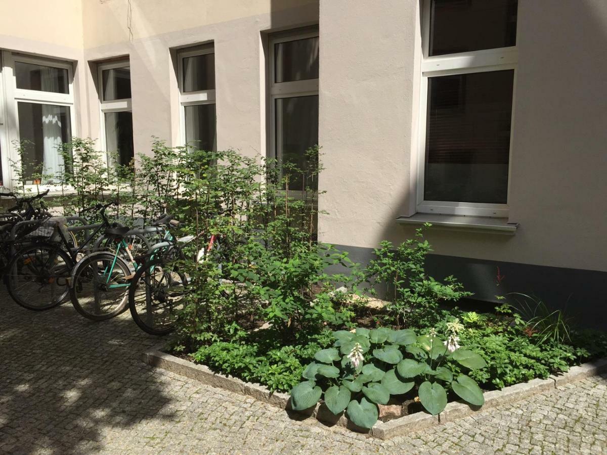 Upmarket Studio With Balcony In Friedrichshain Apartamento Berlín Exterior foto